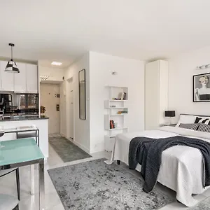 Apartament Rent Like - Plac Grzybowski 6, Warszawa