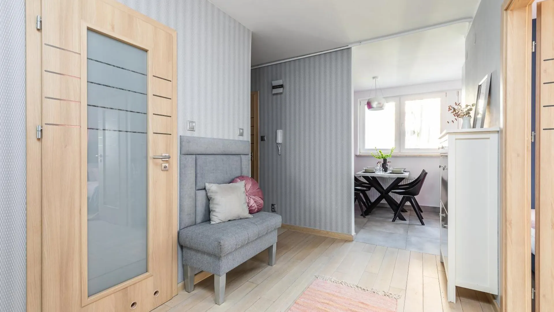 Apartament Super Apart Łużycka 10/12 Warszawa